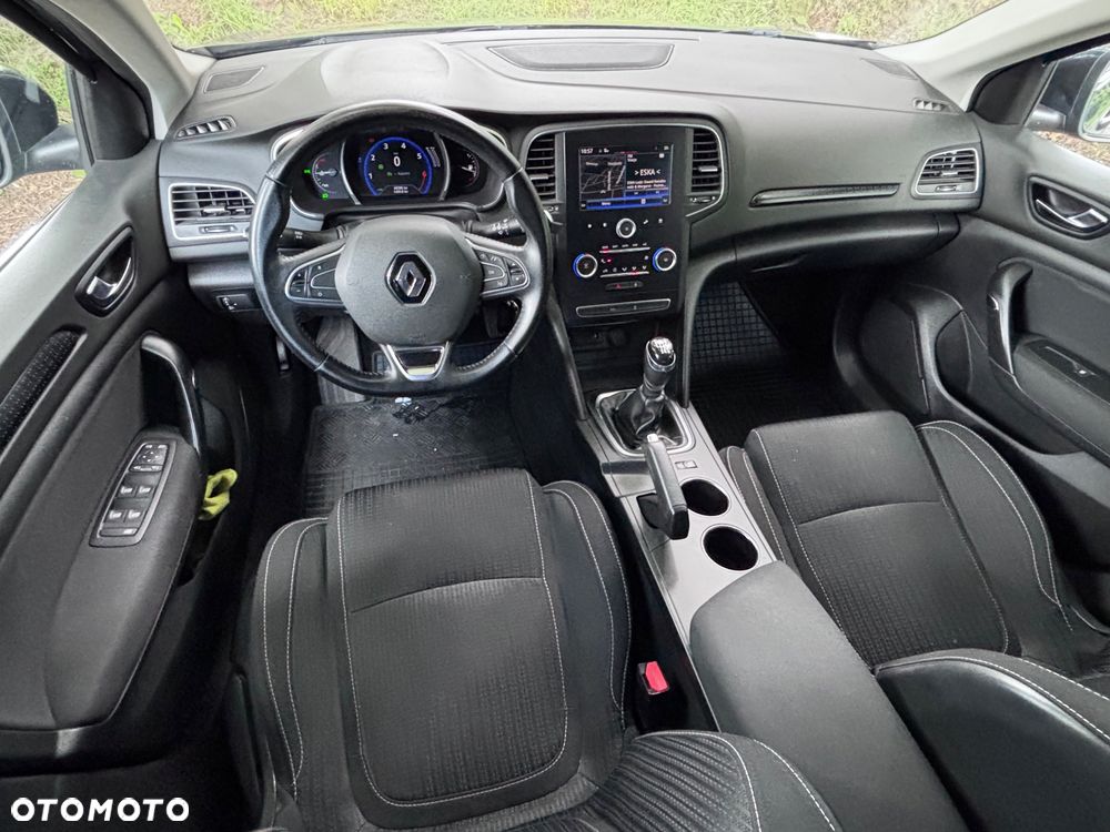 Renault Megane ENERGY TCe 100 PLAY - 11