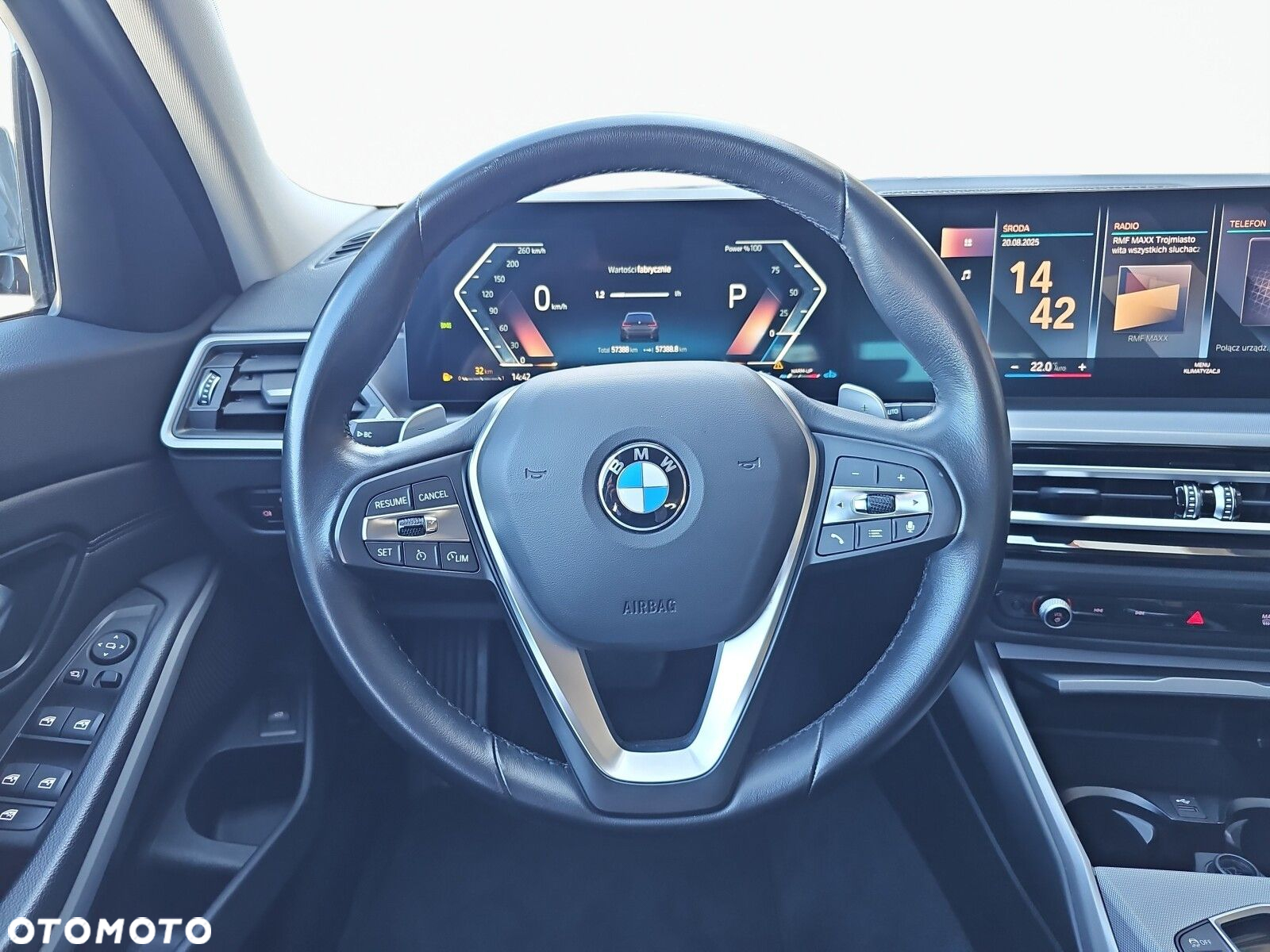BMW Seria 3 318i - 12