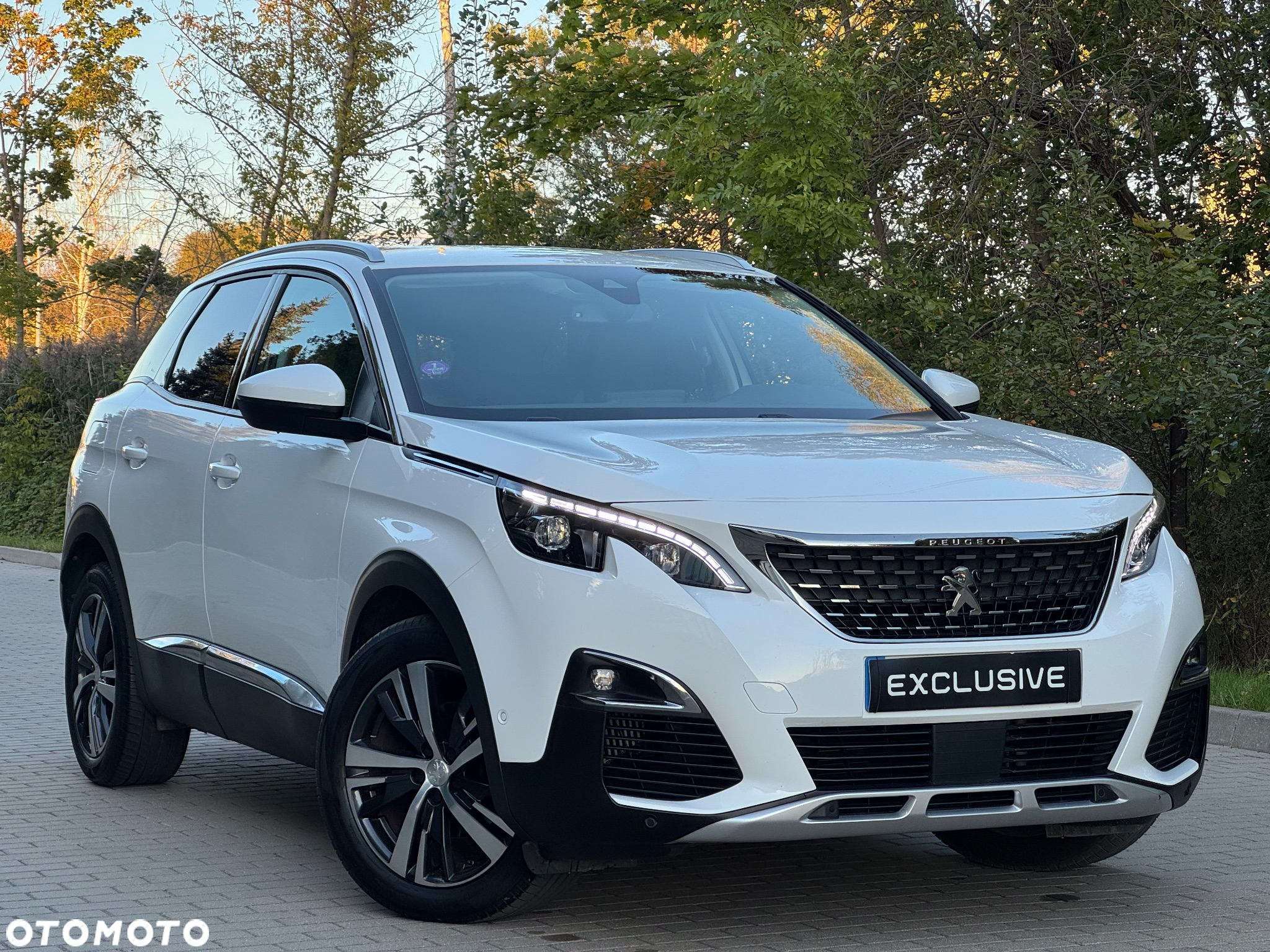 Peugeot 3008 PureTech 130 Stop & Start GPF EAT8 Allure Business-Paket - 3