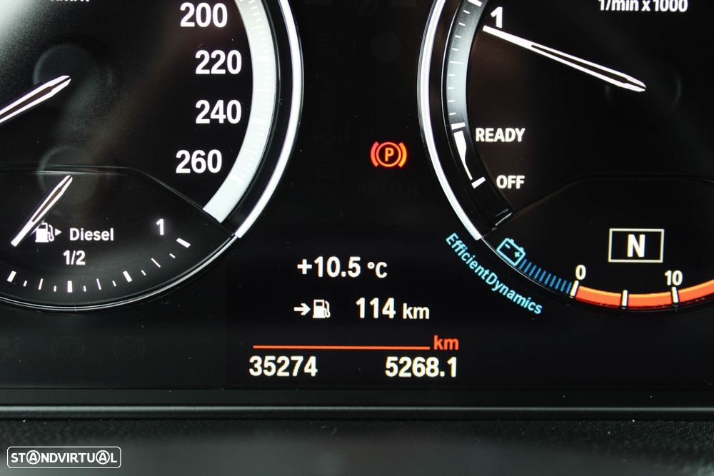 BMW 218 Gran Tourer d 7L Line Luxury - 30