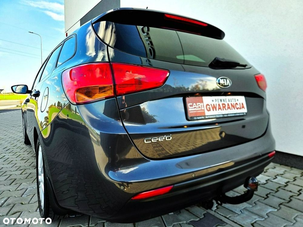 Kia Ceed 1.6 GDI Fifa World Cup Edition - 3