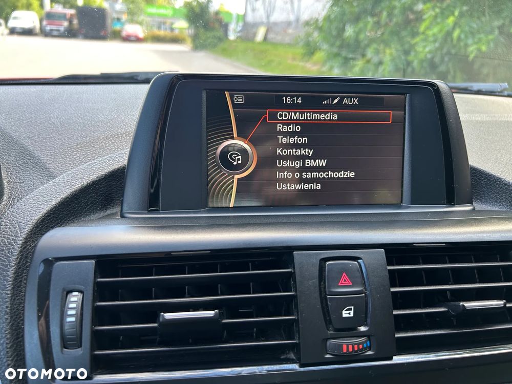 BMW Seria 1 116i - 13