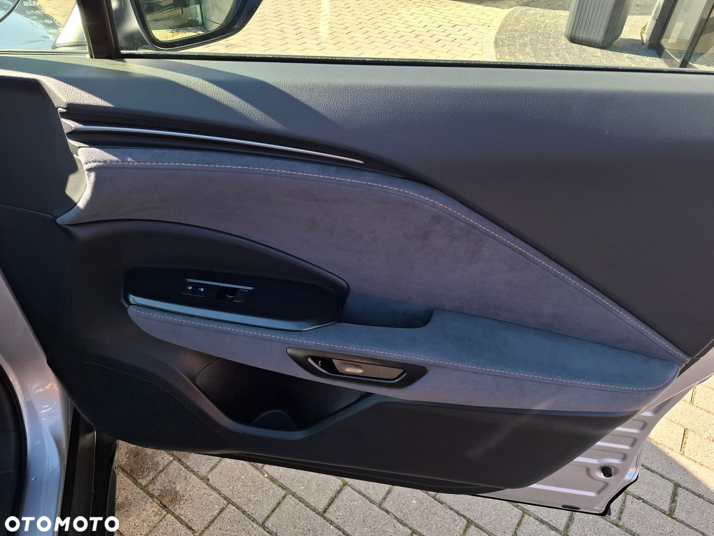 Lexus LBX 1.5 Hybrid Cool - 21