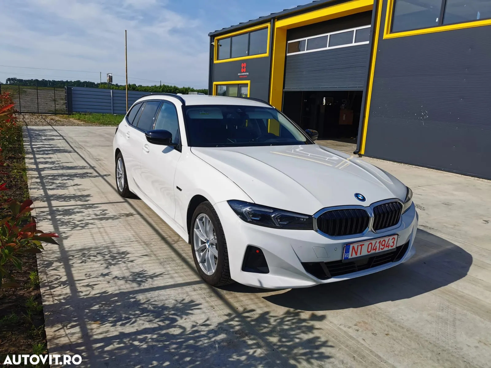 BMW Seria 3 320e AT PHEV - 3