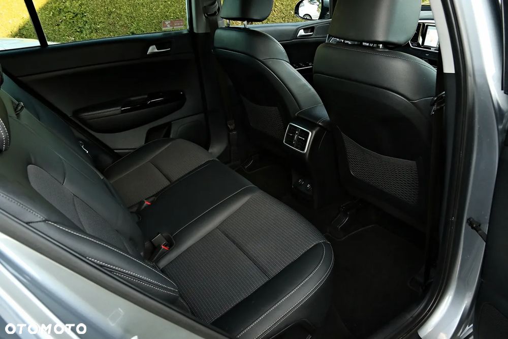 Kia Sportage - 37