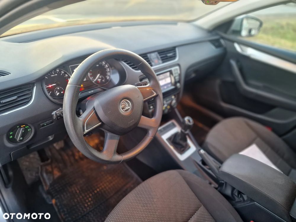 Skoda Octavia 1.6 TDI Green tec 4x4 Ambition - 17