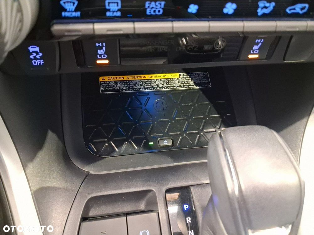 Toyota RAV4 - 26