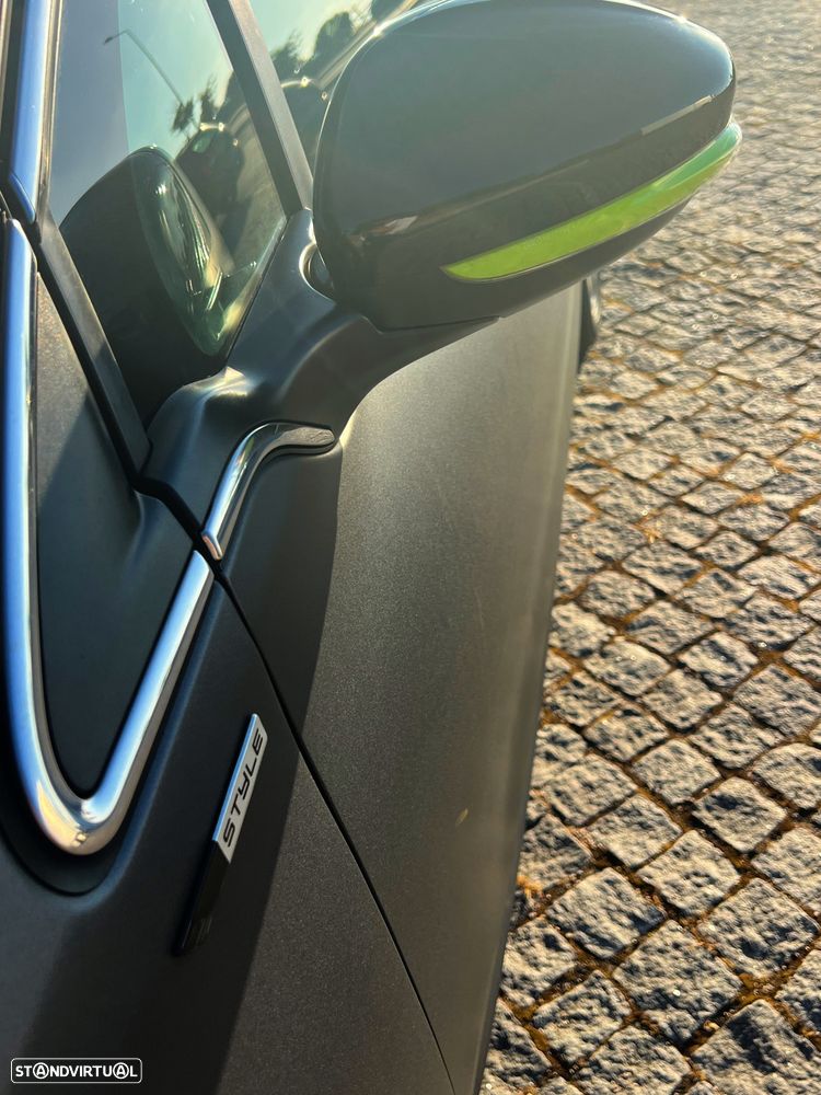 Peugeot 208 1.6 BlueHDi Style - 11