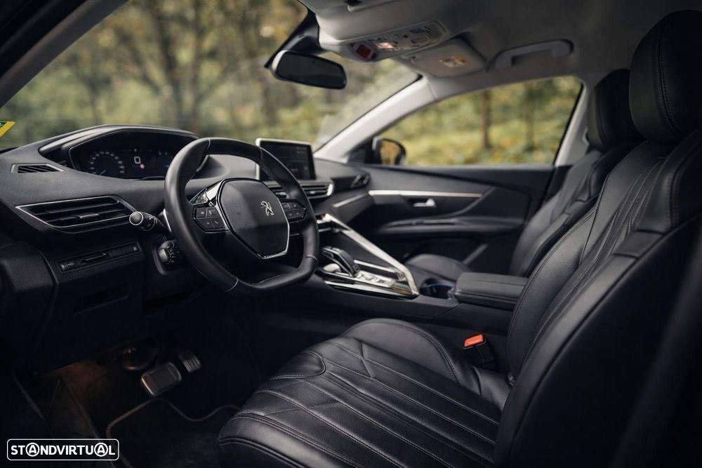 Peugeot 5008 1.5 BlueHDi Allure Pack EAT8 - 7