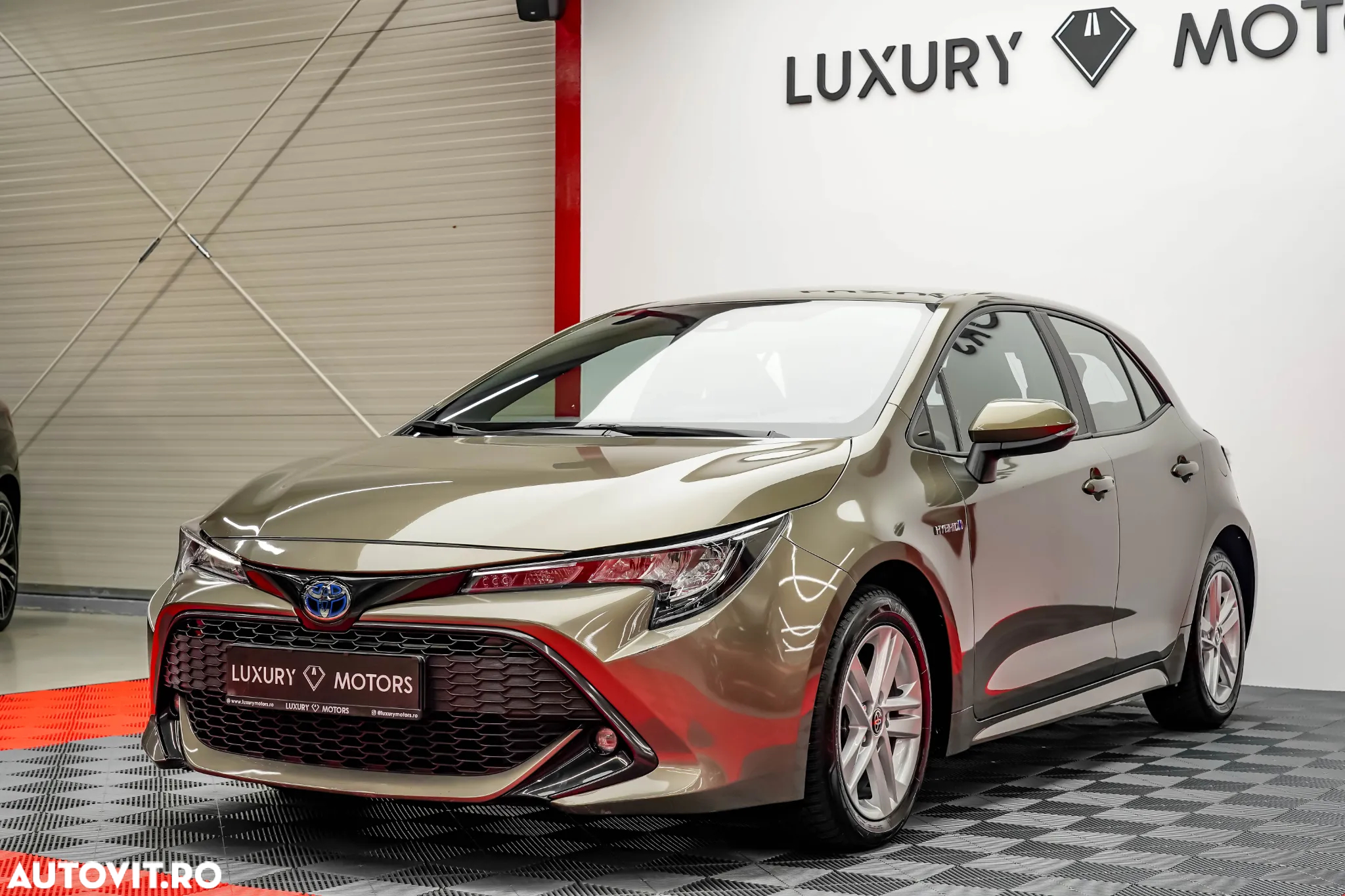 Toyota Corolla 1.8 HSD Dynamic - 9