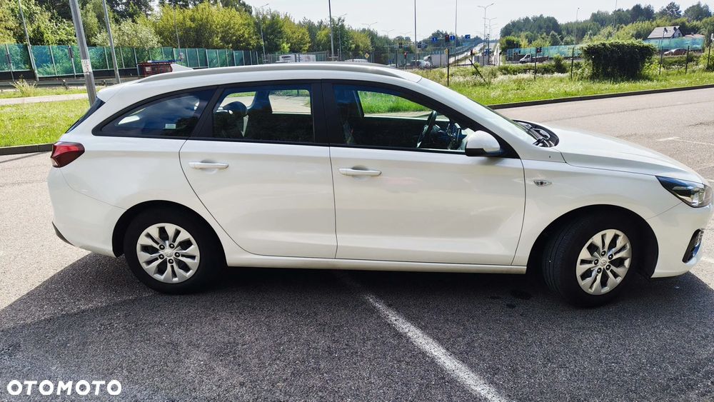 Hyundai i30 1.5 DPI Modern - 6