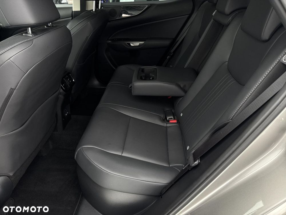 Lexus NX 350h Prestige AWD - 14
