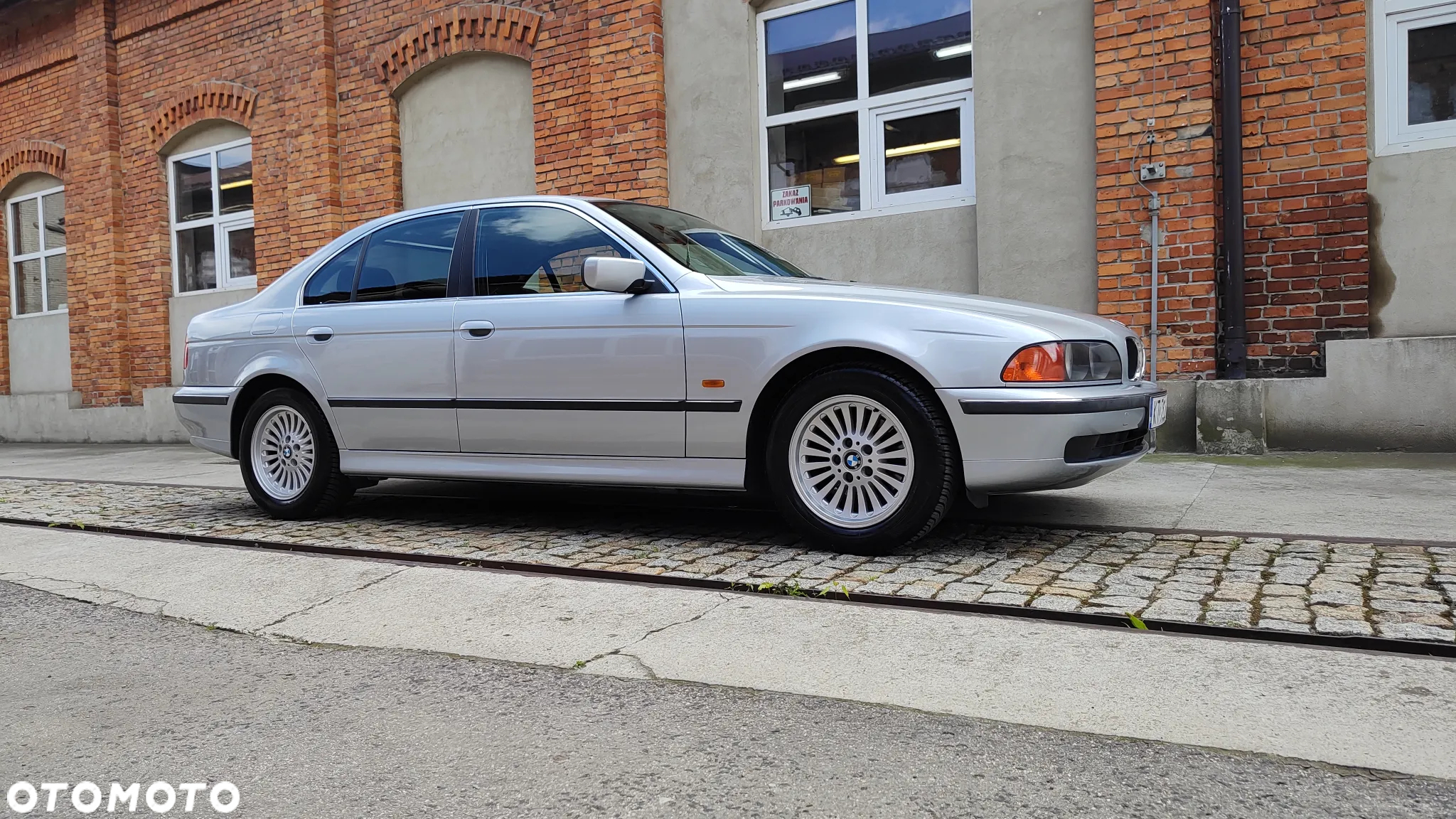 BMW Seria 5 520i - 5
