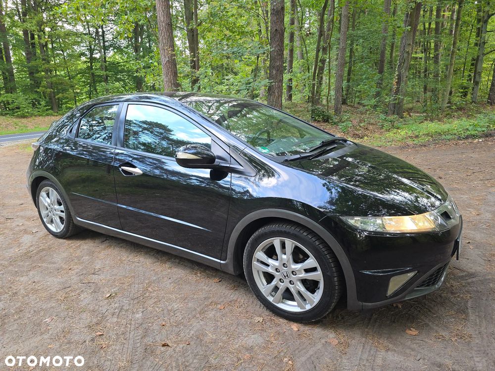 Honda Civic 1.8i-VTEC Executive - 1