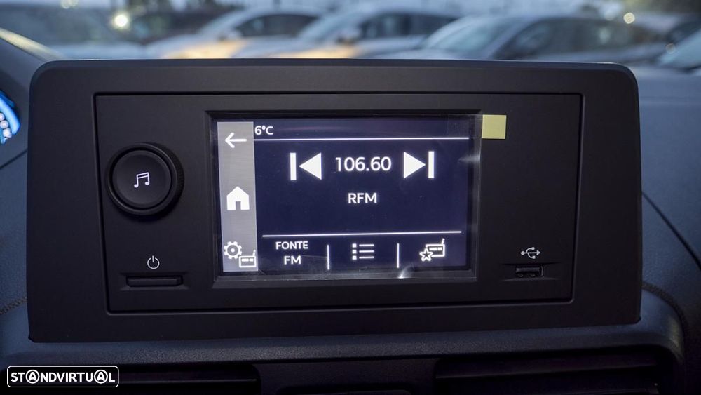 Peugeot Partner Premium - 23