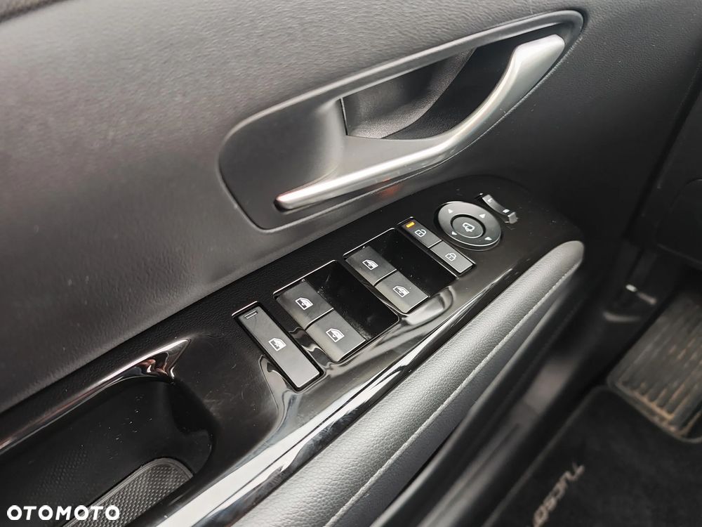 Hyundai Tucson 1.6 T-GDi PHEV Platinum 4WD - 24