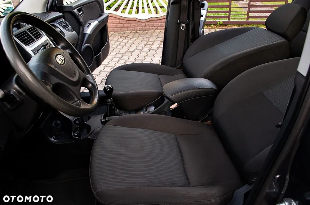 Kia Sportage 2.0 Freedom - 28