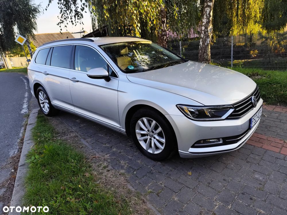 Volkswagen Passat 2.0 TDI SCR Comfortline - 3