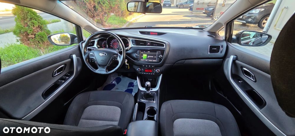 Kia Ceed 1.0 T-GDI 100 OPF Vision - 36