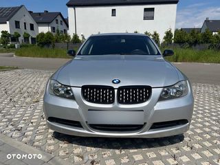 BMW Seria 3 318i