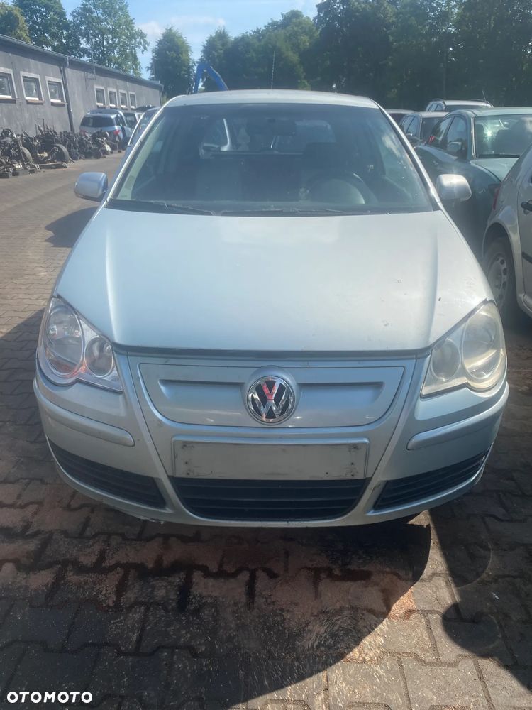VW  Polo NA CZĘŚCI - 1