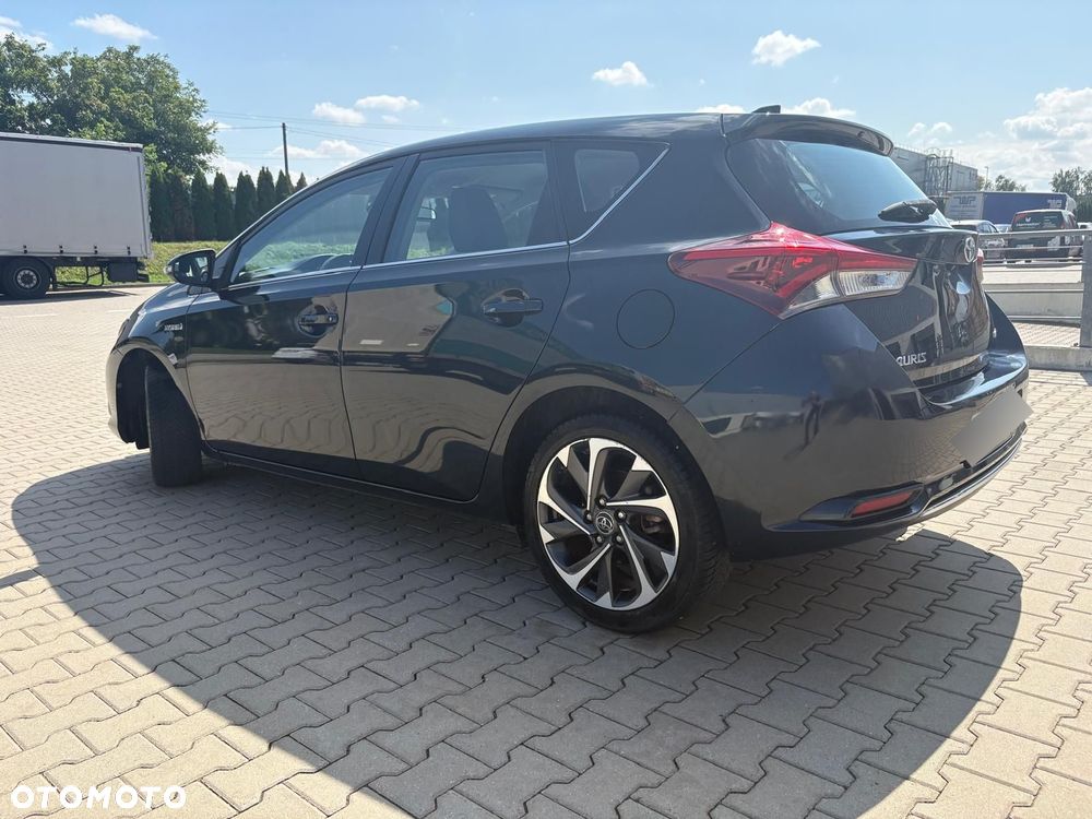 Toyota Auris - 3