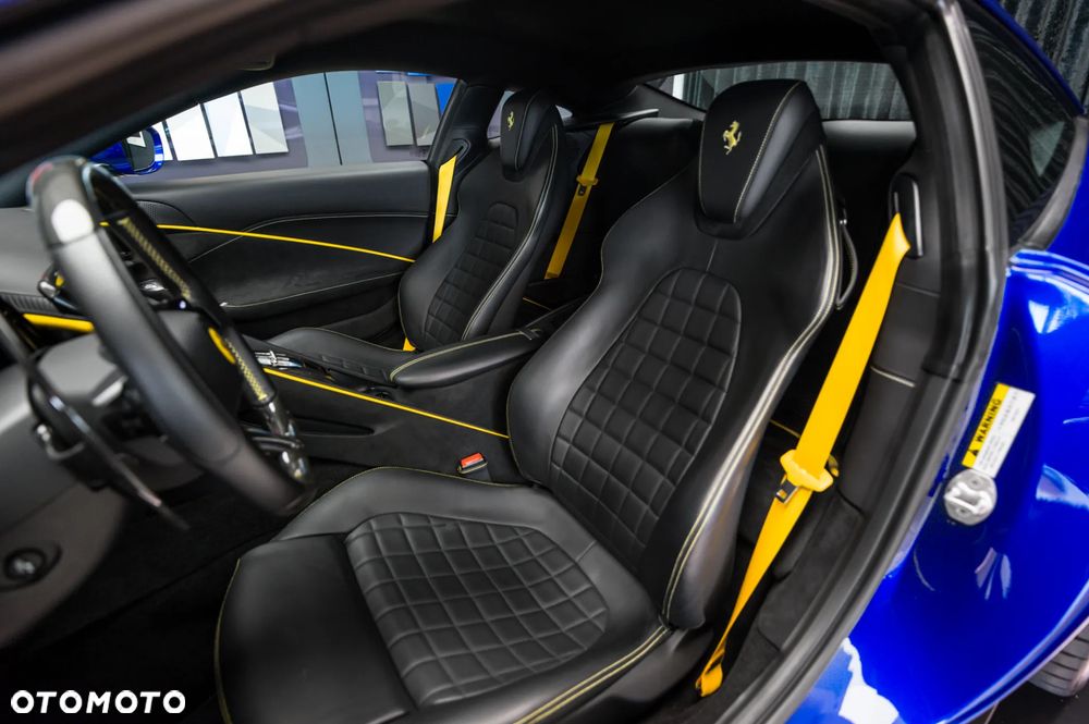 Ferrari Roma - 24