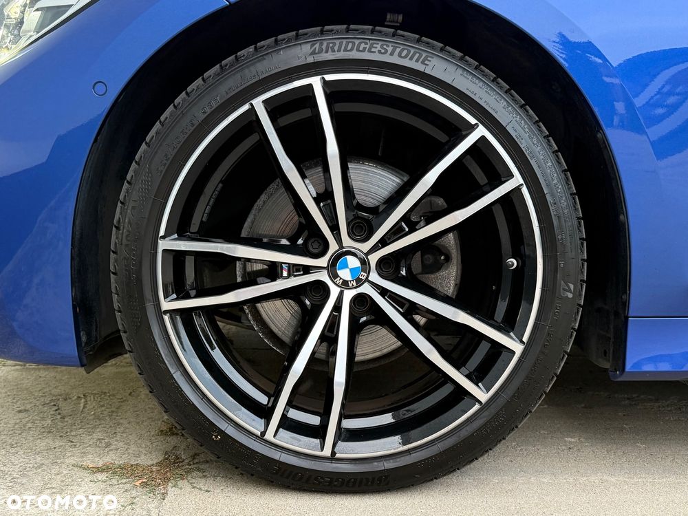 BMW Seria 3 320d xDrive M Sport Sport - 10