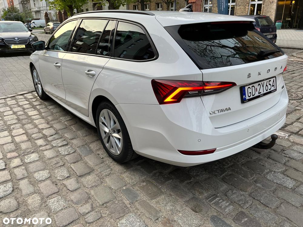 Skoda Octavia 1.5 TSI e-Tec Sportline DSG - 4