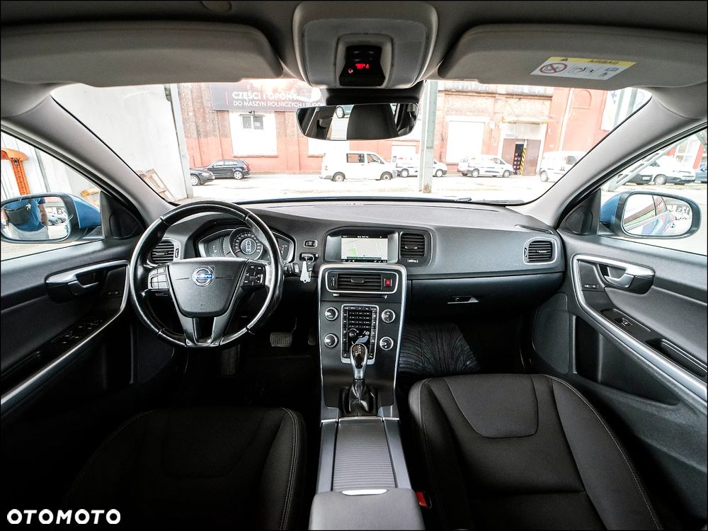 Volvo V60 D3 Geartronic Business Edition - 15