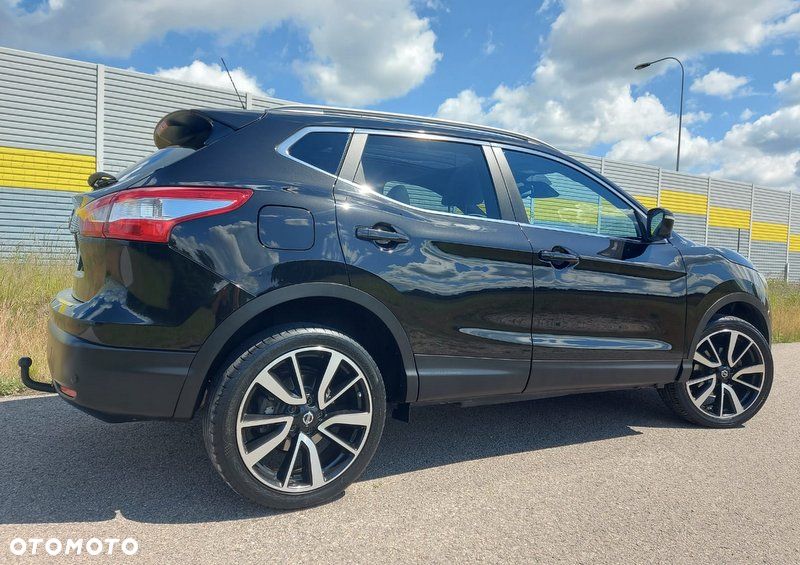 Nissan Qashqai 1.6 dCi 4 x 4 DPF tekna - 16