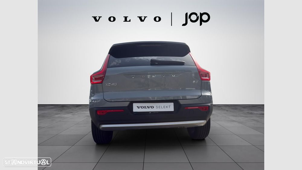 Volvo XC 40 2.0 B3 Core - 4