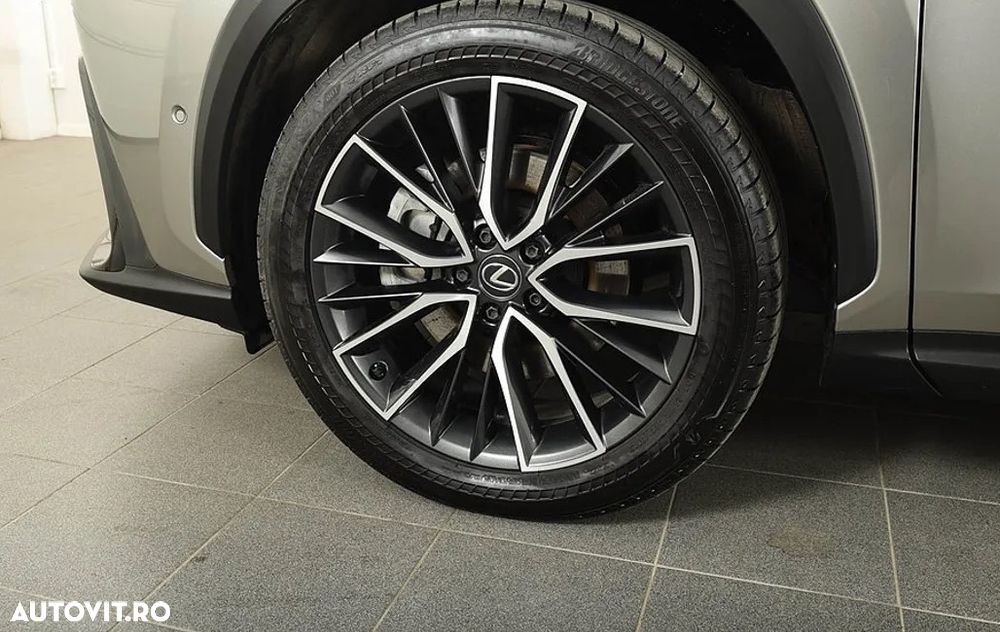 Lexus Seria NX 450h+ E-FOUR Luxury - 7