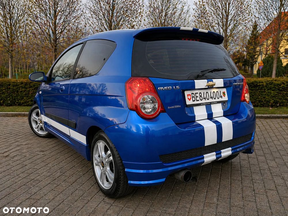 Chevrolet Aveo 1.4 16V LS - 2