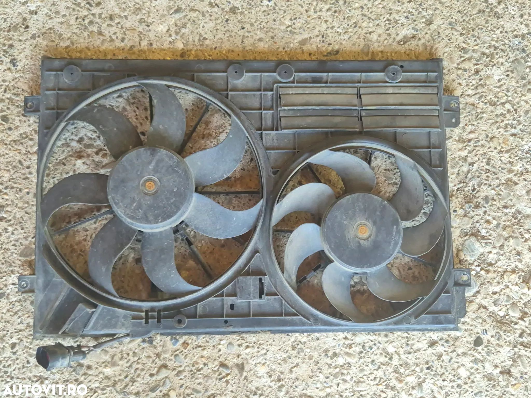 Electroventilatoare 2.0 TDI / 1.6 TDI VW / AUDI / SKODA / SEAT 1K0121207BC - 1