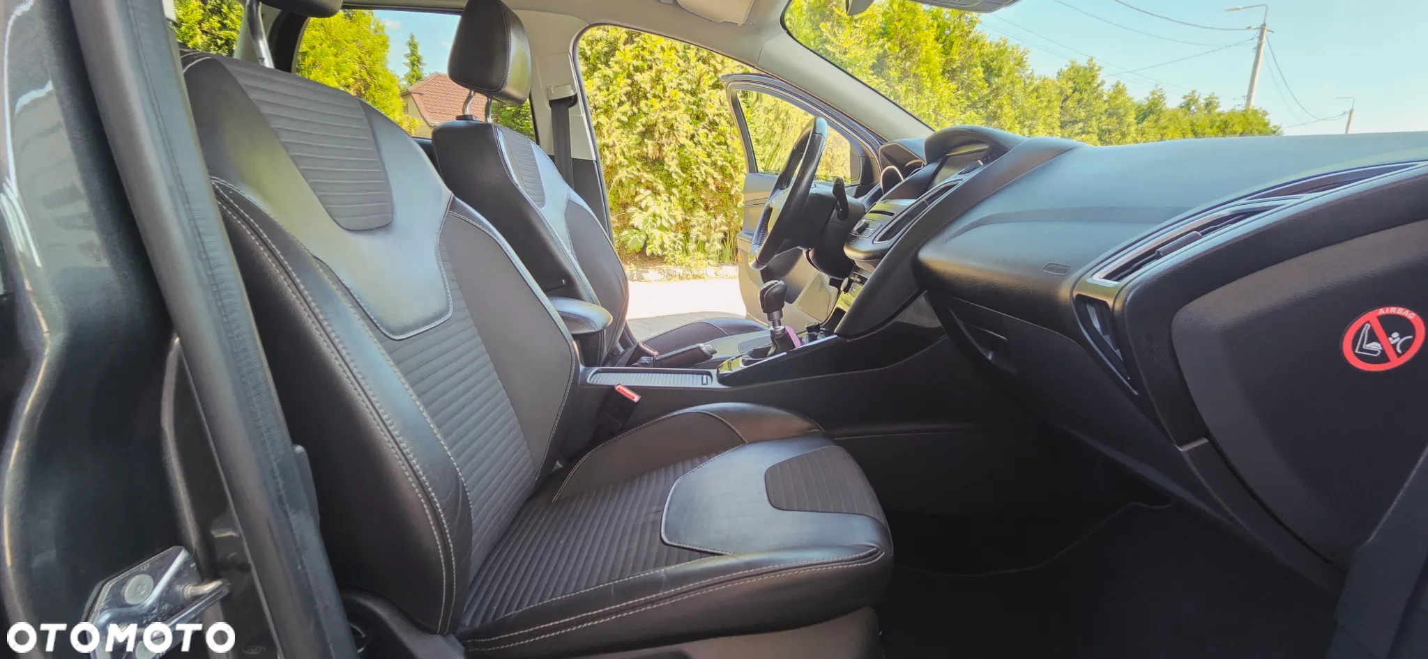 Ford Focus Turnier 1.0 EcoBoost Start-Stopp-System TITANIUM X - 32