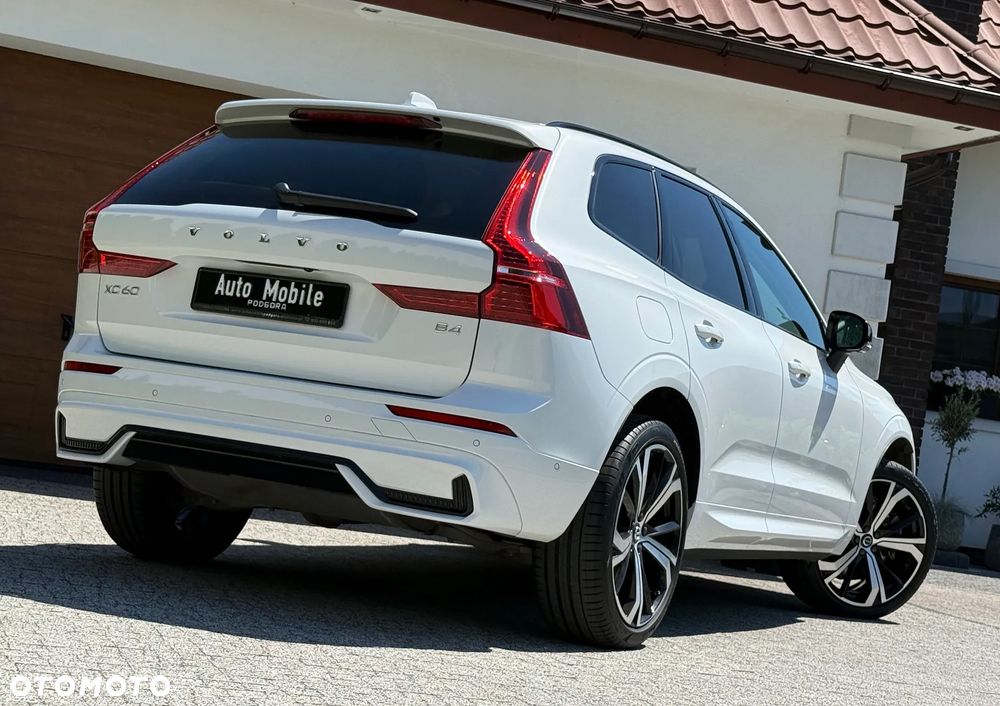 Volvo XC 60 B4 B Plus Dark - 6