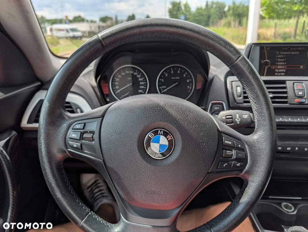 BMW Seria 1 114i - 17