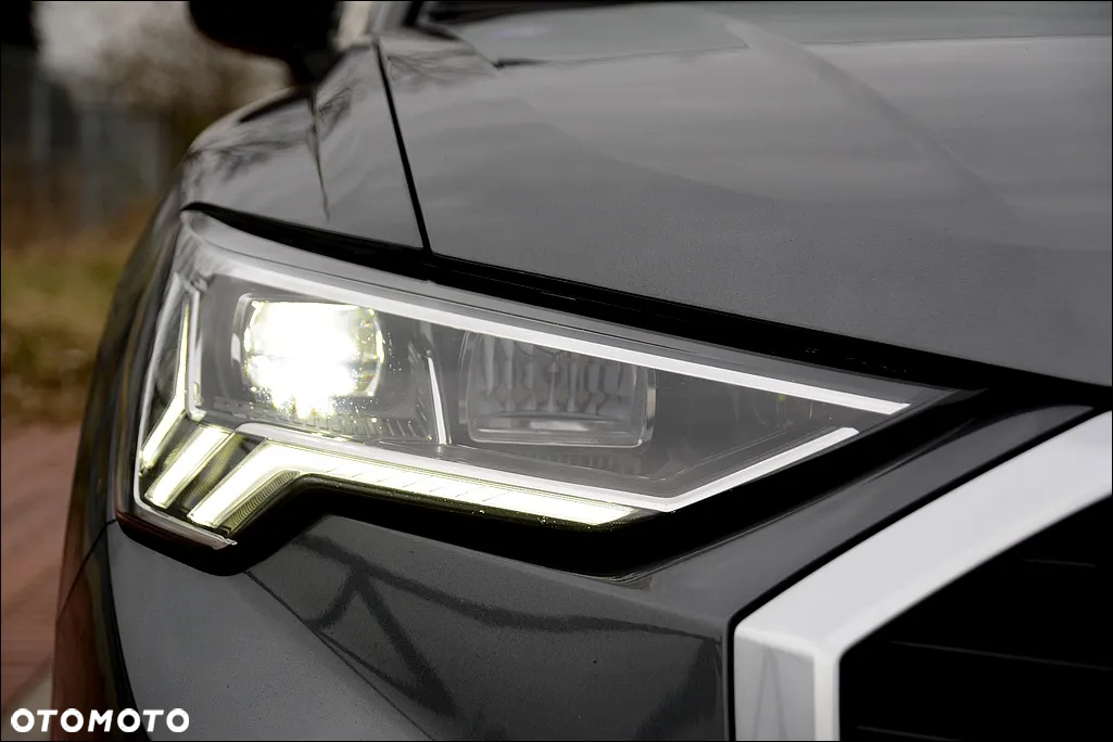Audi Q3 35 TFSI S line S tronic - 35
