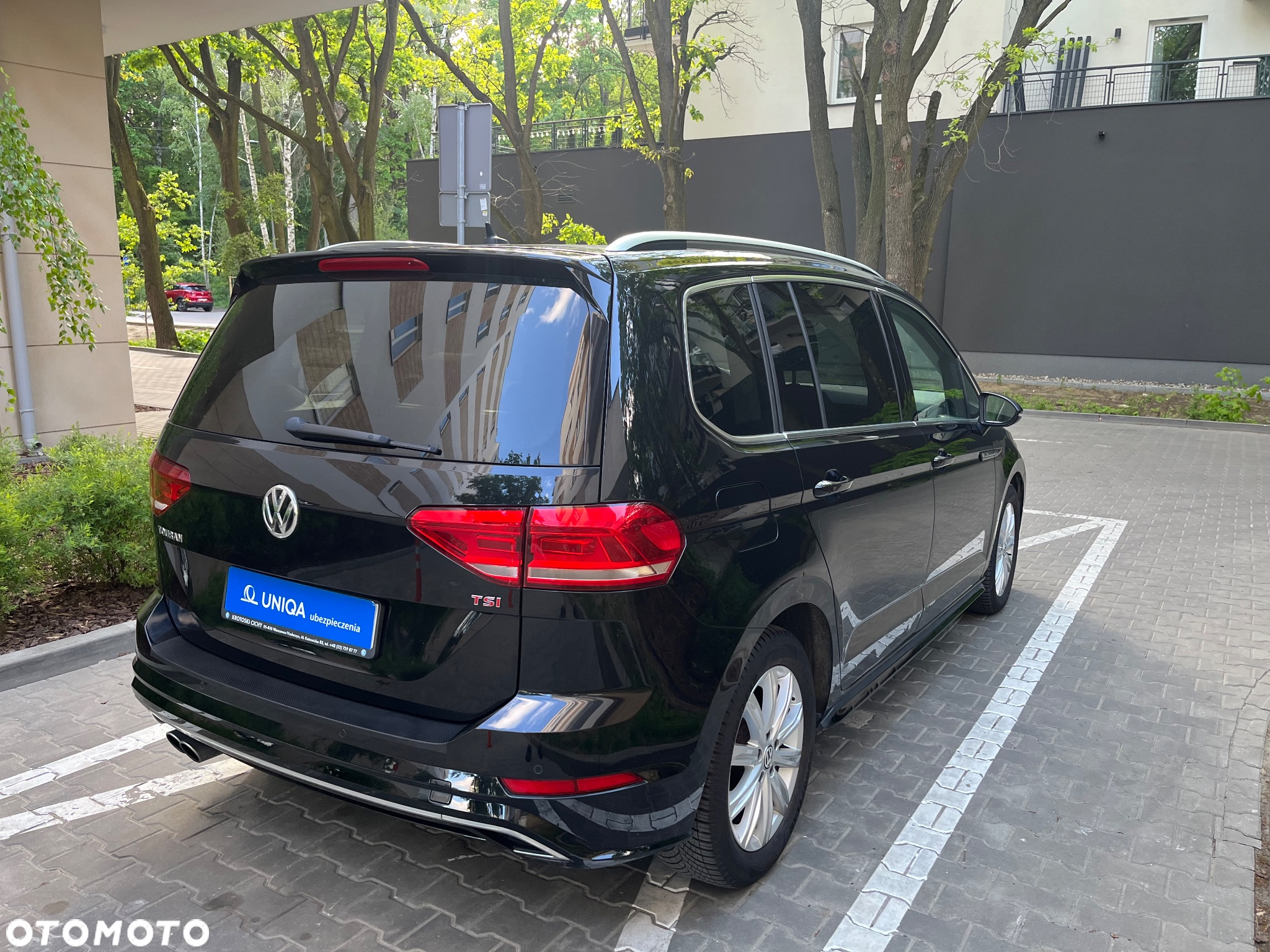 Volkswagen Touran 1.8 TSI BMT Highline DSG - 4