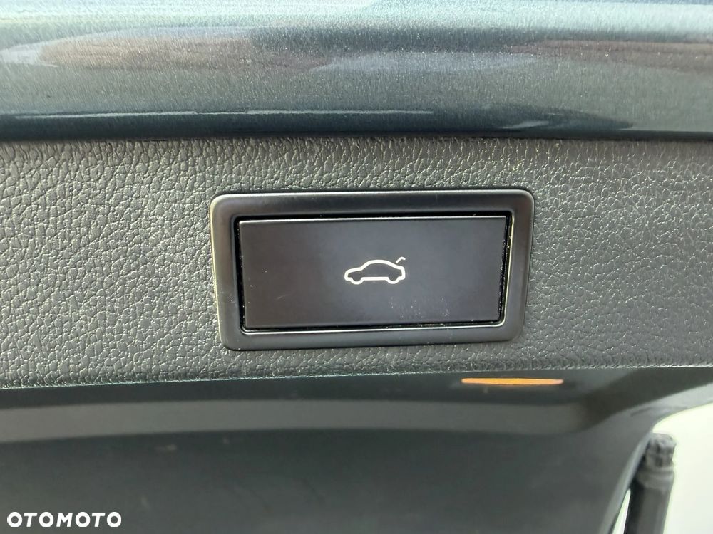 Skoda Superb 2.0 TDI Style DSG - 23