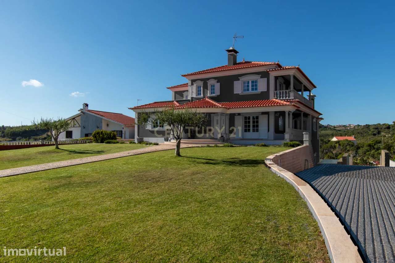 Moradia com 3200m2 de terreno, a poucos minutos da praia (Ericeira) - Grande imagem: 4/21