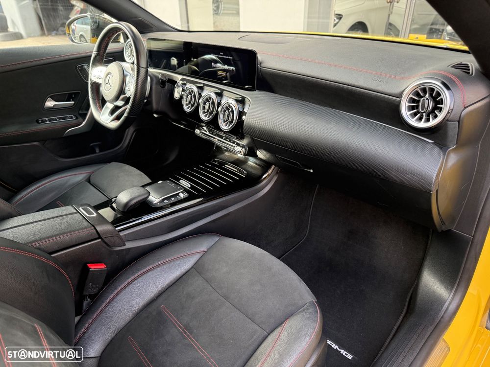 Mercedes-Benz CLA 250 e AMG Line - 17