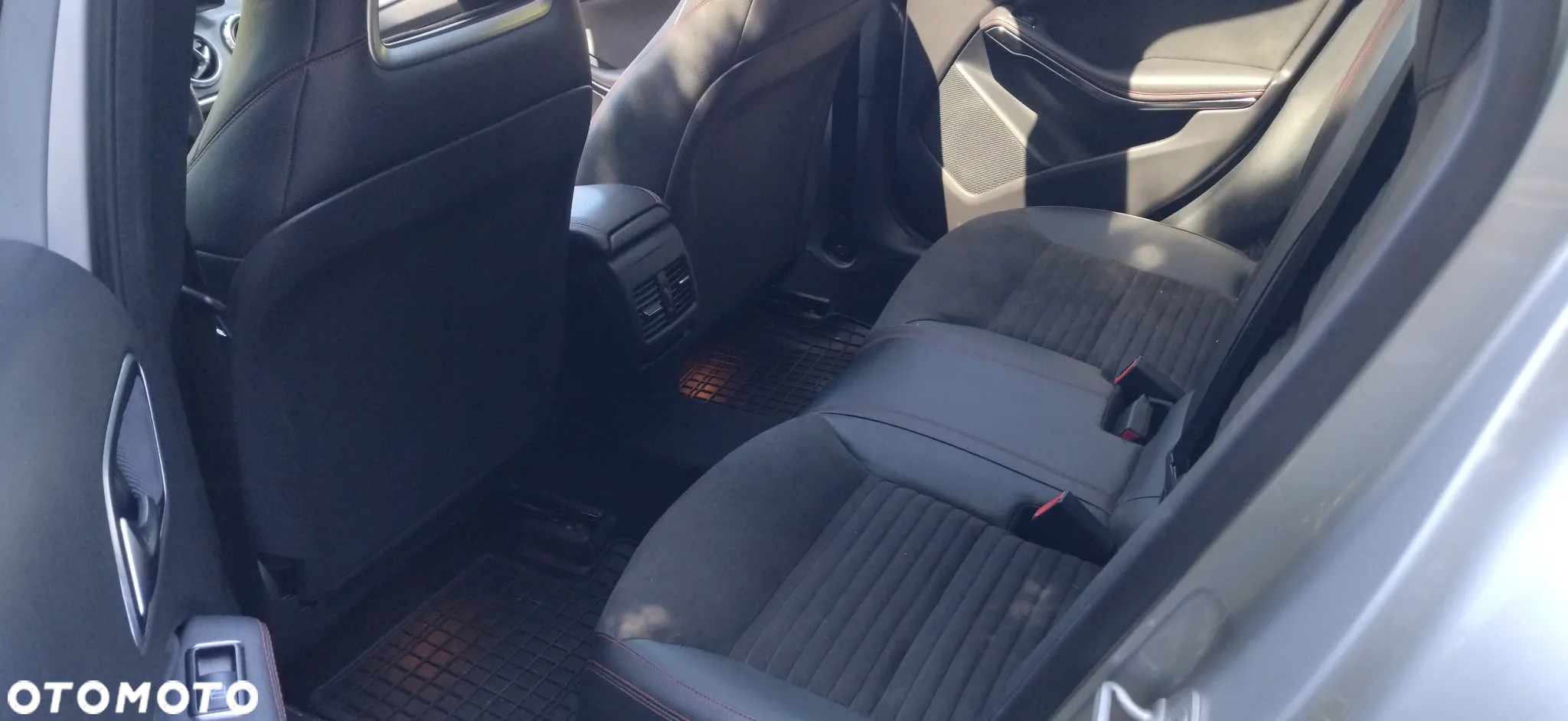 Mercedes-Benz GLA 220 CDI 4-Matic - 16