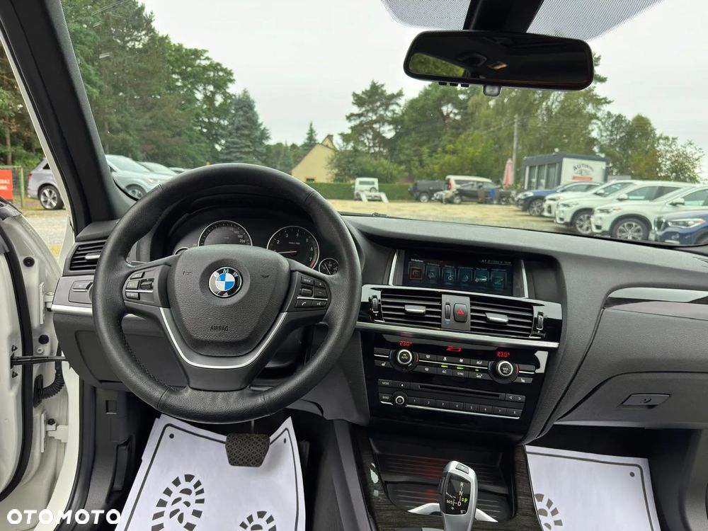 BMW X3 xDrive28i - 26