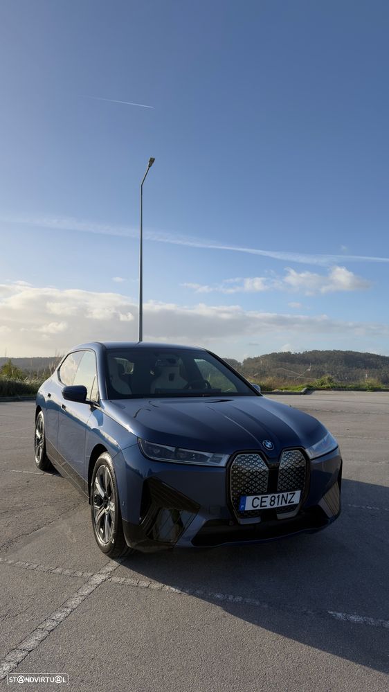 BMW iX xDrive 50 - 17