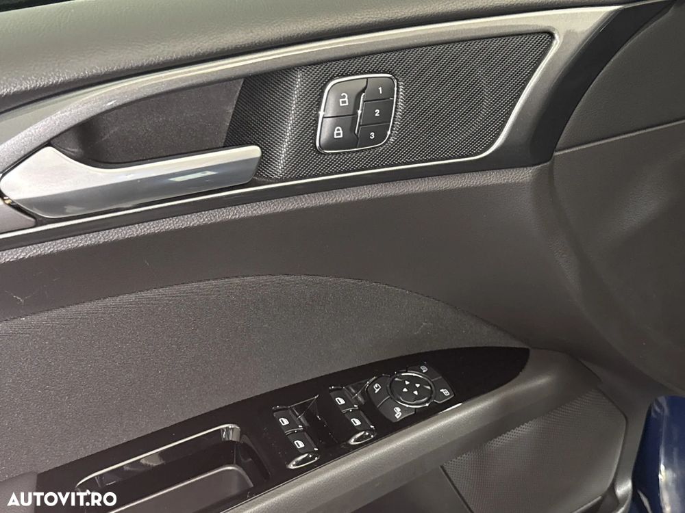 Ford Mondeo - 15