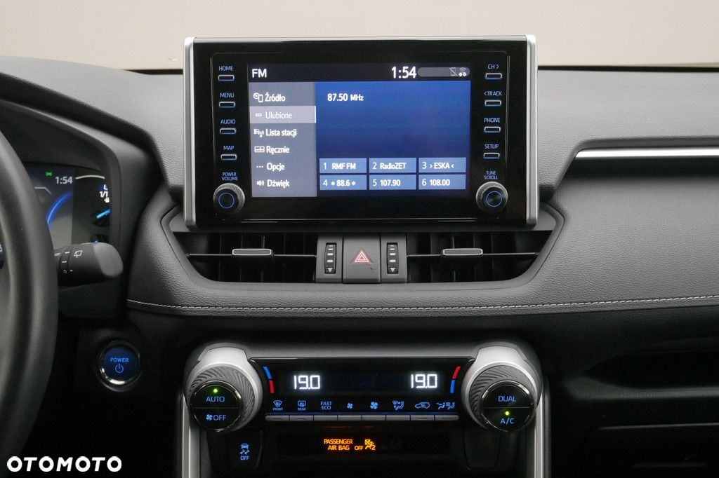 Toyota RAV4 - 10