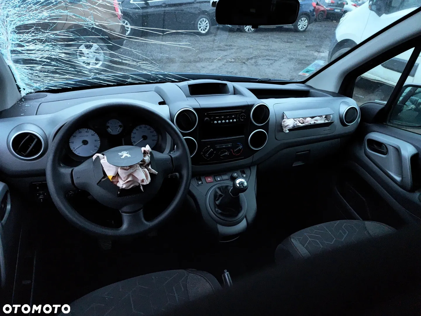 Peugeot Partner 1.6 BlueHDi Active - 23