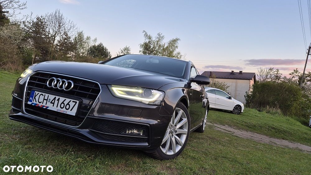 Audi A4 Avant 2.0 TDI DPF clean diesel S line Sportpaket - 18